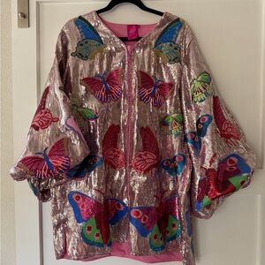 QUEEN OF SPARKLES
Butterfly Balloon Sleeve Zip Up Dress